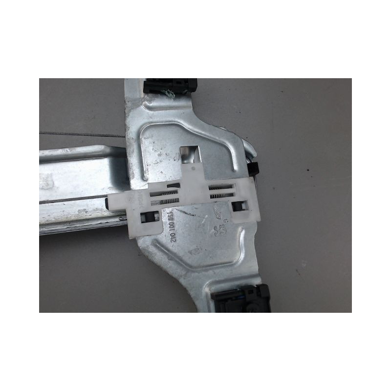MECANISME LEVE-GLACE AVANT GAUCHE PEUGEOT 2008