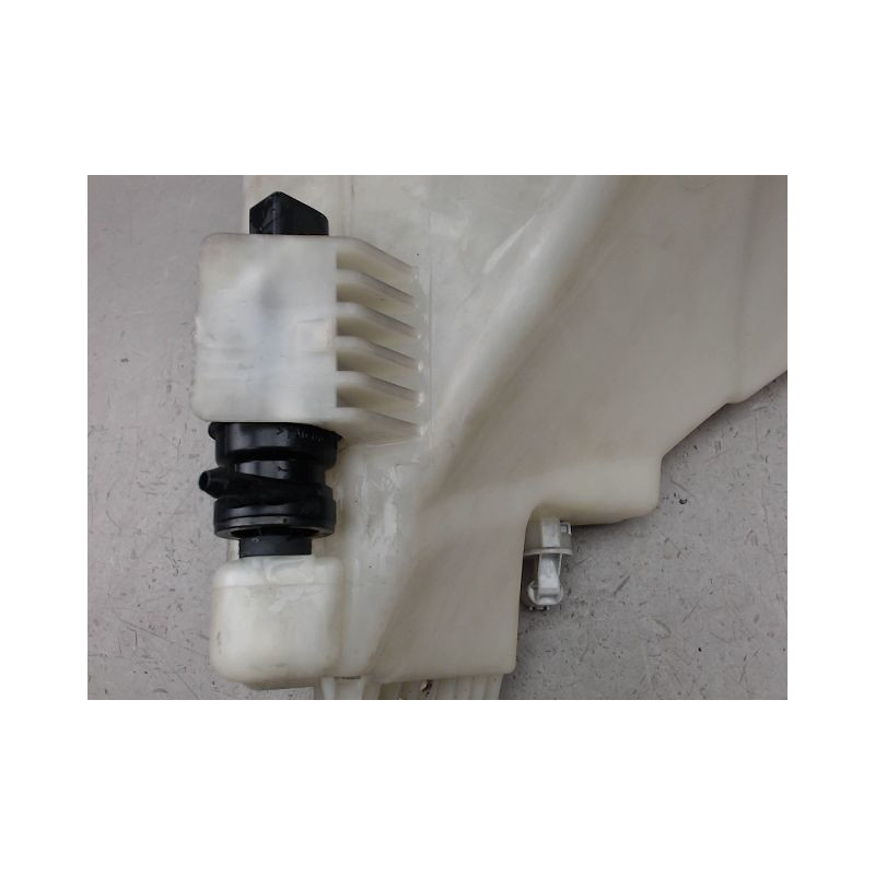RESERVOIR LAVE-GLACE AVANT B.M.W. SERIE 3