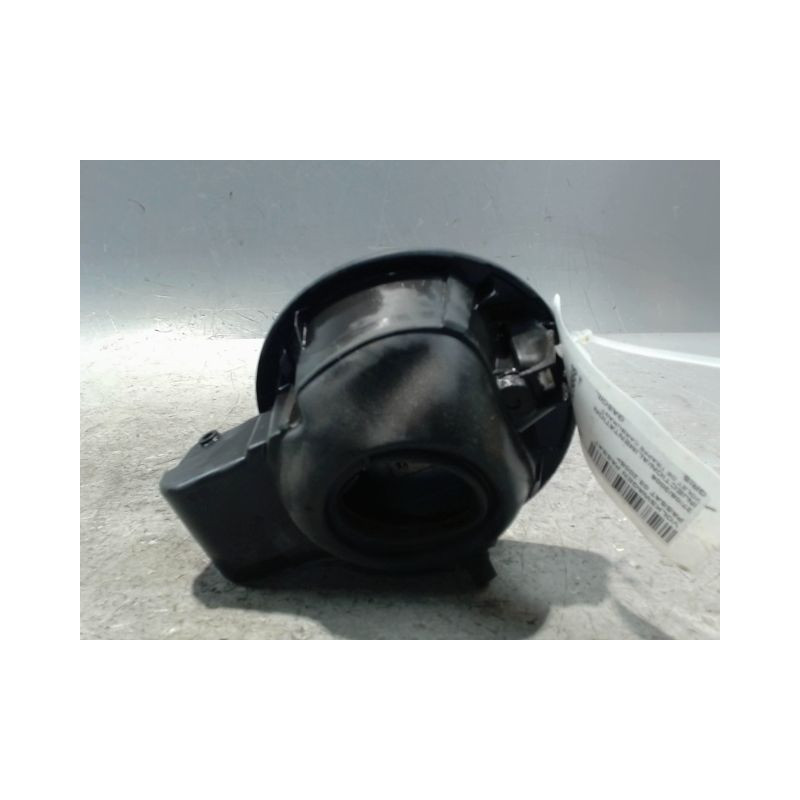 VOLET DE TRAPPE CARBURANT VOLKSWAGEN PASSAT 2005-
