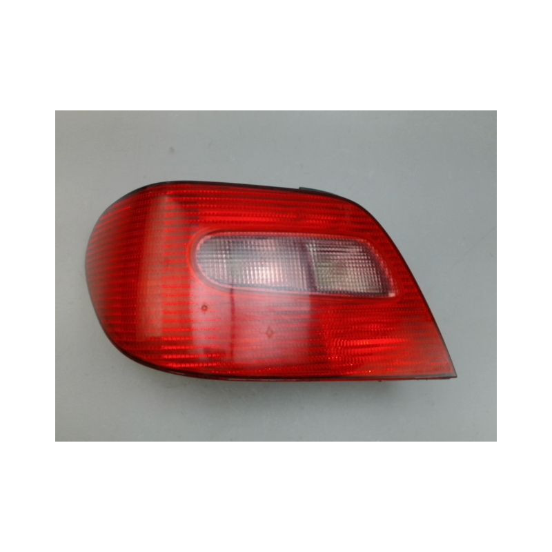 FEU ARRIERE GAUCHE  CITROEN XSARA