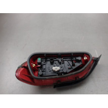 FEU ARRIERE GAUCHE  PEUGEOT 406