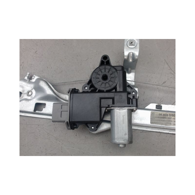 MECANISME LEVE-GLACE ARRIERE DROIT PEUGEOT 3008