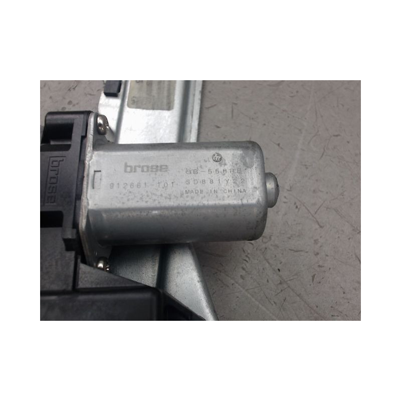 MECANISME LEVE-GLACE ARRIERE DROIT PEUGEOT 3008