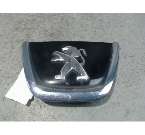 SIGLE CALANDRE