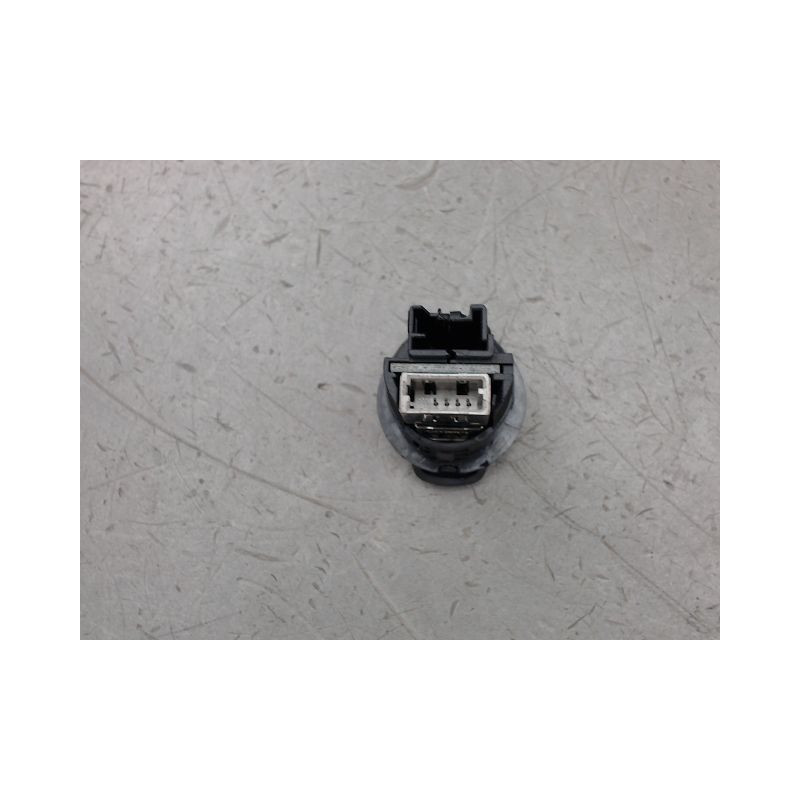 PORT USB/AUX PEUGEOT 3008