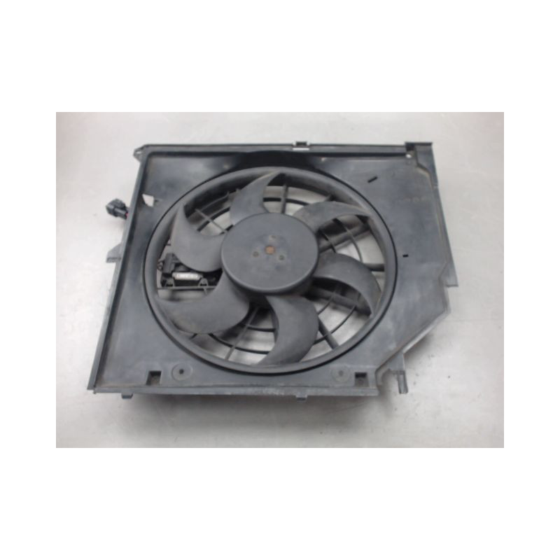 MOTEUR VENTILATEUR RADIATEUR B.M.W. SERIE 3