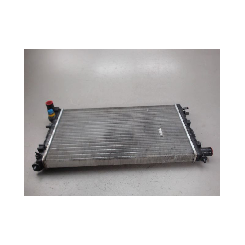 RADIATEUR PEUGEOT 106