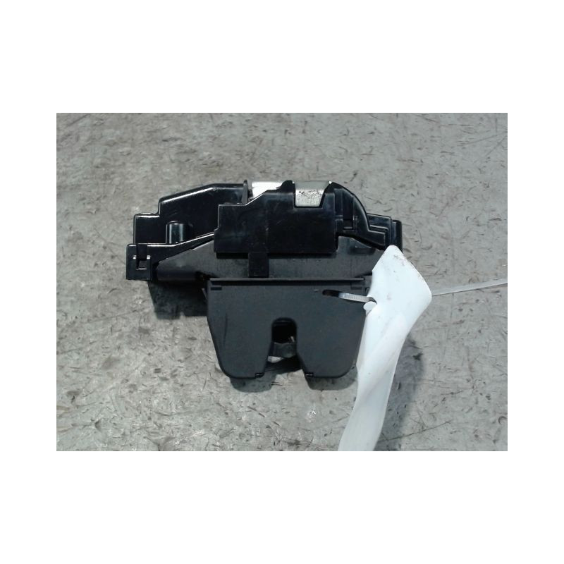 SERRURE HAYON  PEUGEOT 3008 2009-