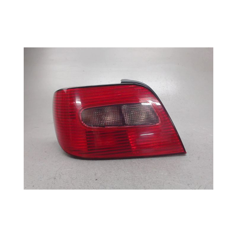 FEU ARRIERE GAUCHE  CITROEN XSARA