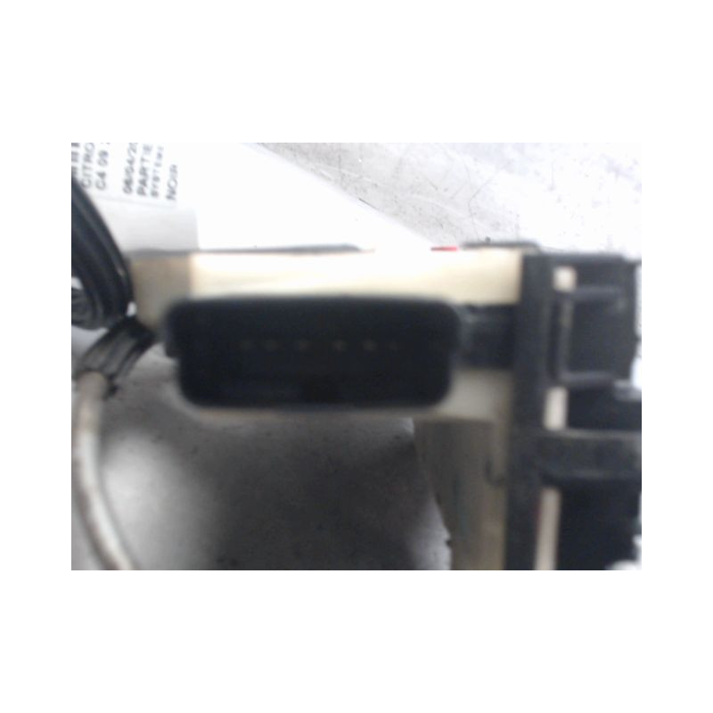 SYSTEME CONDAMNATION ARRIERE DROIT CITROEN C4 2010-
