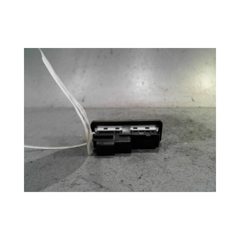 POIGNEE EXTERIEURE HAYON PEUGEOT 5008