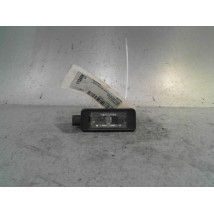 ECLAIREUR PLAQUE DE POLICE DROIT PEUGEOT 5008