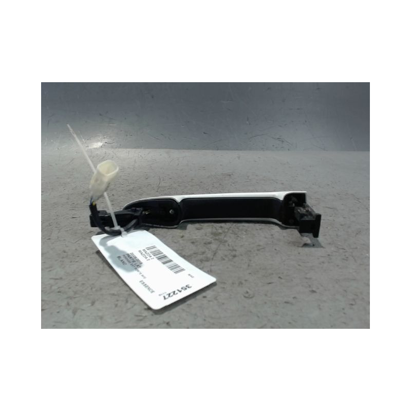 POIGNEE EXTERIEURE PORTE AVANT GAUCHE MAZDA MAZDA 2