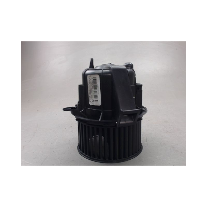 MOTEUR VENTILATEUR CHAUFFAGE CITROEN DS3