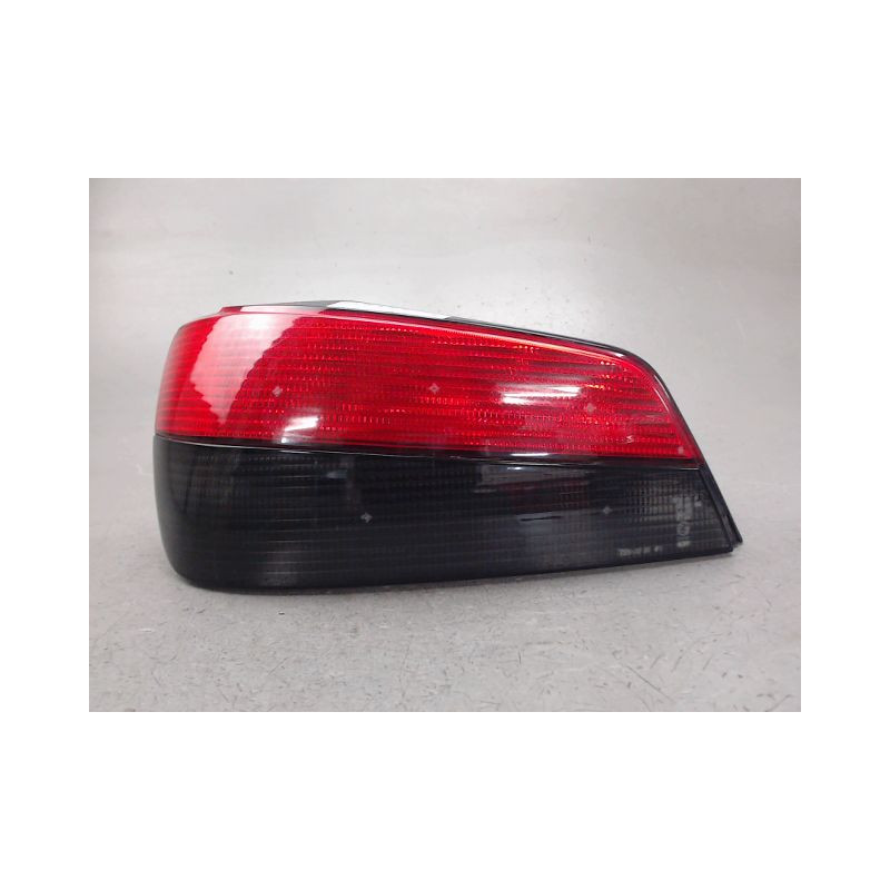FEU ARRIERE GAUCHE  PEUGEOT 306