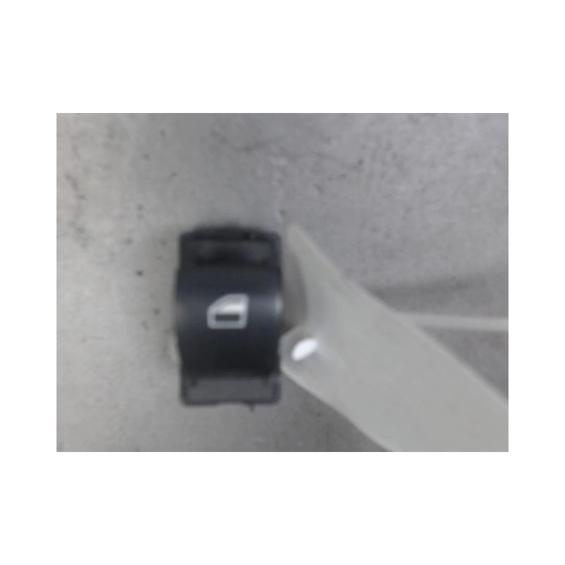 COMMANDE LEVE-GLACE PORTE AVD B.M.W. SERIE 3