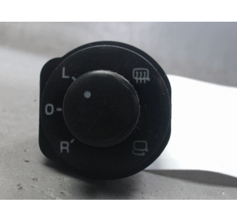 COMMANDE RETROVISSEUR EXT ELECTRIQUE