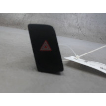 BOUTON DE WARNING AUDI Q3