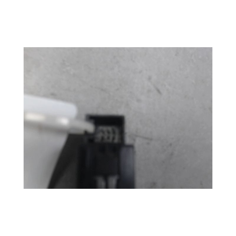 BOUTON DE WARNING AUDI Q3