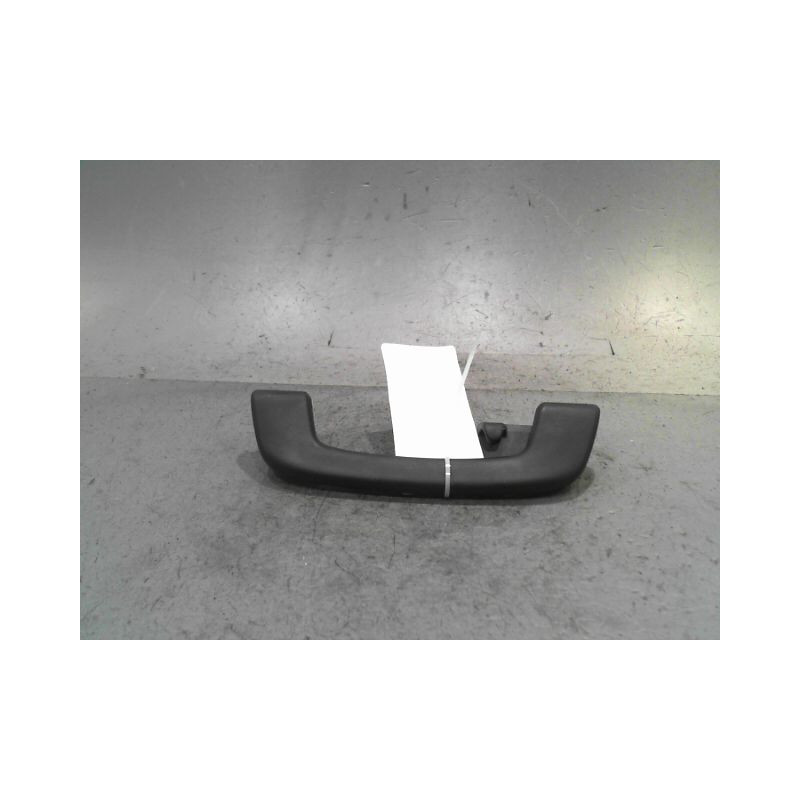 POIGNÉE DE MAINTIEN ARD BMW M140L