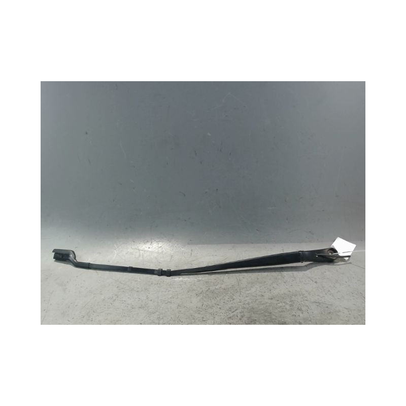 BRAS ESSUIE-GLACE AVANT DROIT PEUGEOT 3008 2009-