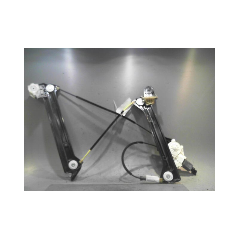 MECANISME+MOTEUR LEVE-GLACE AVANT DROIT BMW M140L