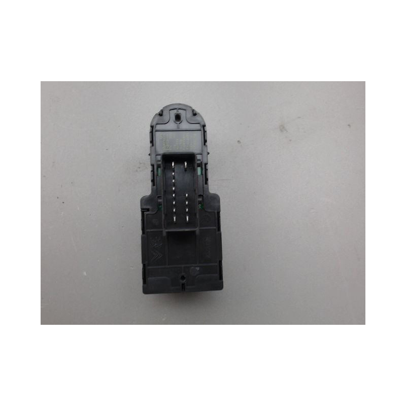 COMMANDE LEVE-GLACE PORTE AVG PEUGEOT 208