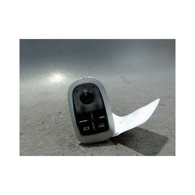 COMMANDE RETROVISSEUR EXTERIEUR ELECTRIQUE PEUGEOT 206+ 2009-
