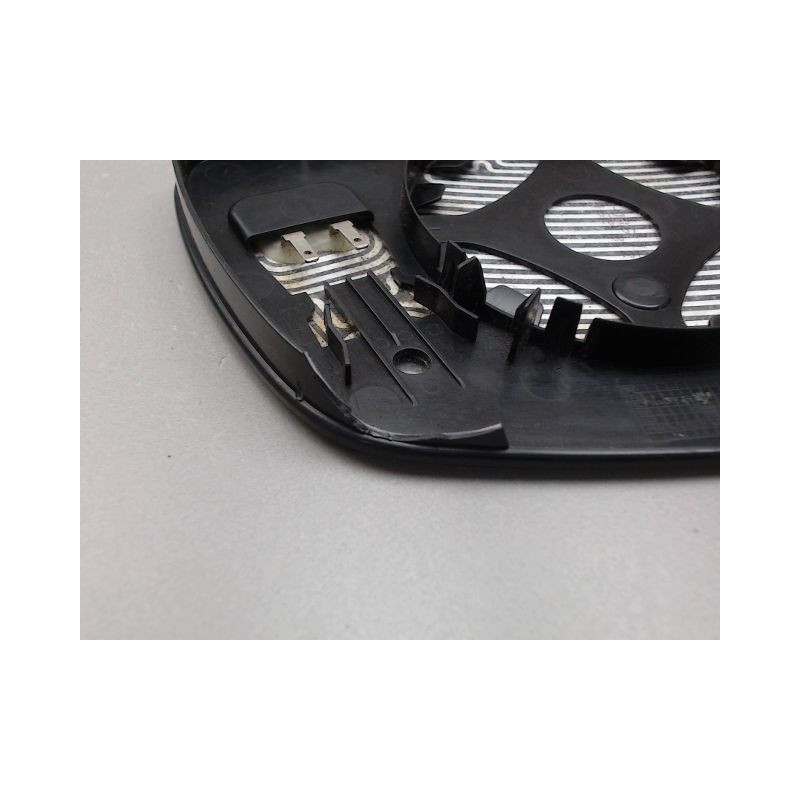 GLACE RETROVISEUR EXT D PEUGEOT 208
