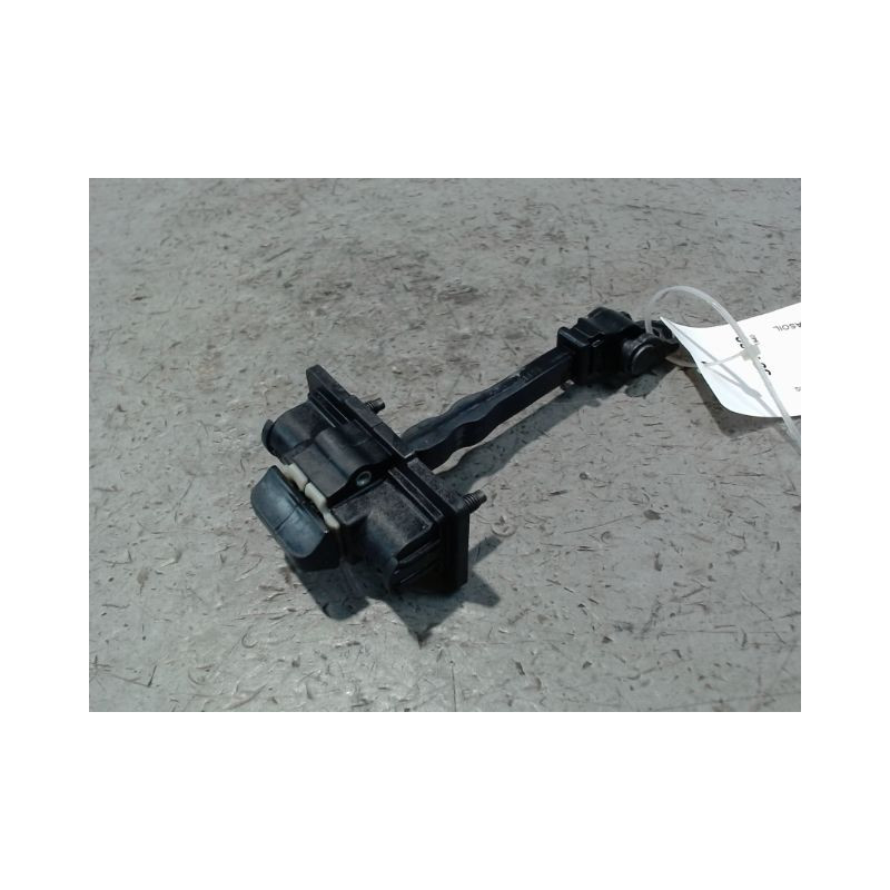 TIRANT PORTE AVANT GAUCHE PEUGEOT 3008 2009-