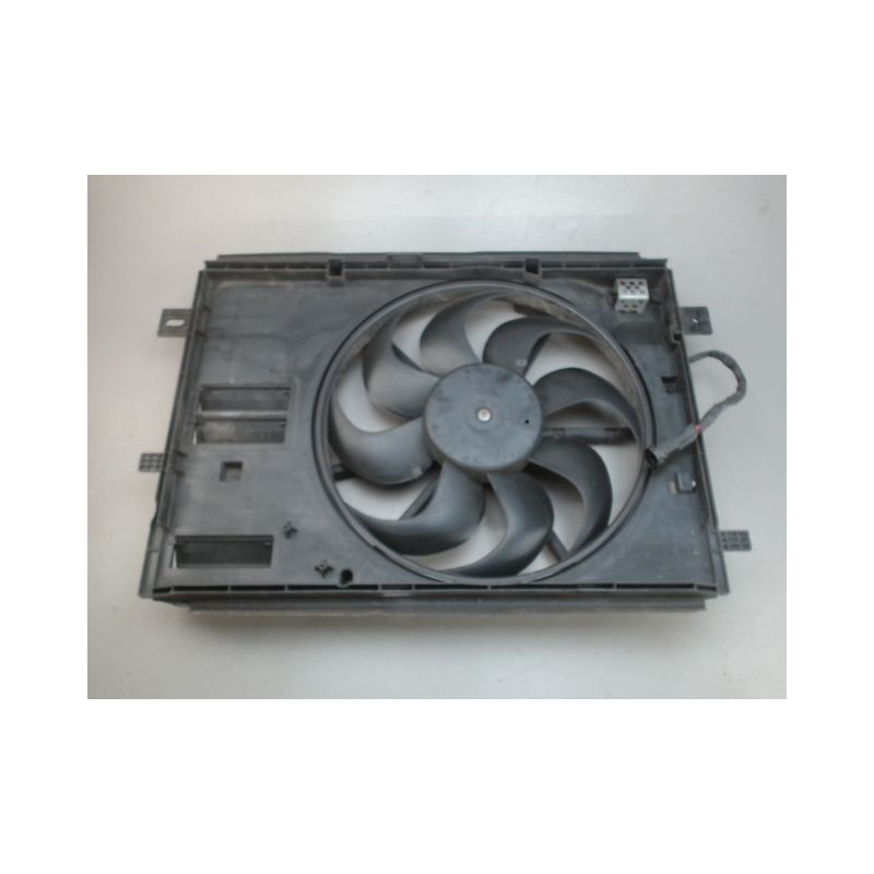 MOTEUR VENTILATEUR RADIATEUR PEUGEOT 308