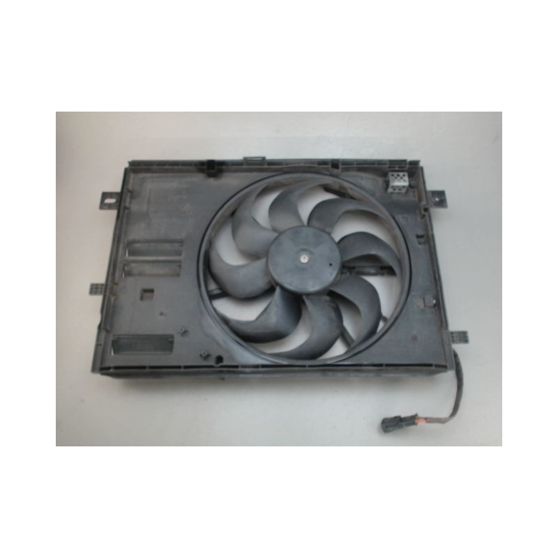 MOTEUR VENTILATEUR RADIATEUR PEUGEOT 308