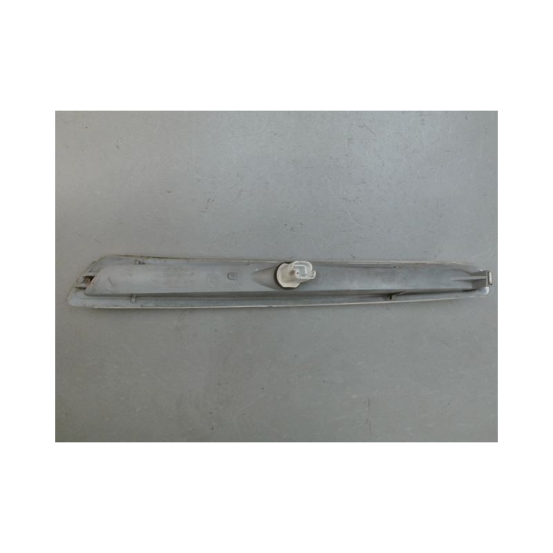 FEUX POSITION DROIT PEUGEOT 807