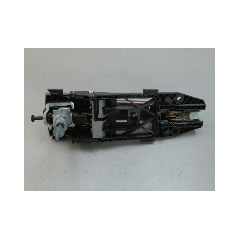 POIGNEE EXTERIEURE PORTE AVANT GAUCHE VOLKSWAGEN TIGUAN