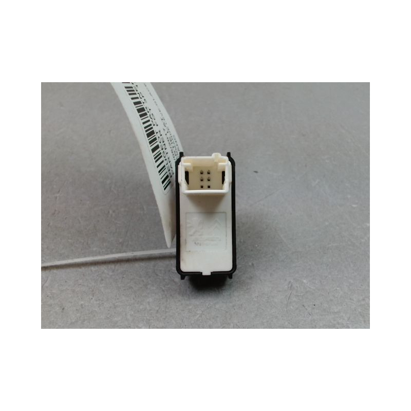 COMMANDE LEVE-GLACE PORTE AVG PEUGEOT PARTNER FGT 2002-