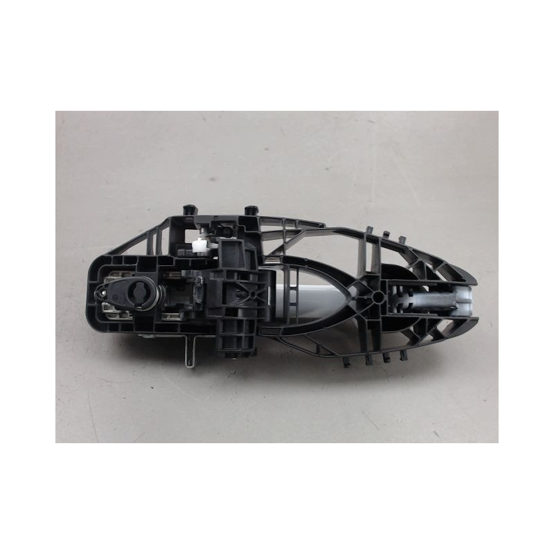 POIGNEE EXTERIEURE PORTE AVANT GAUCHE FORD PUMA