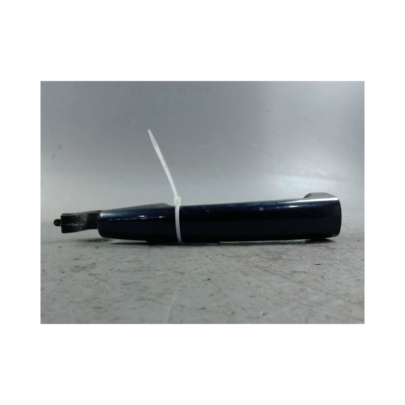 POIGNEE EXTERIEURE PORTE AVANT DROIT PEUGEOT 5008 2009-