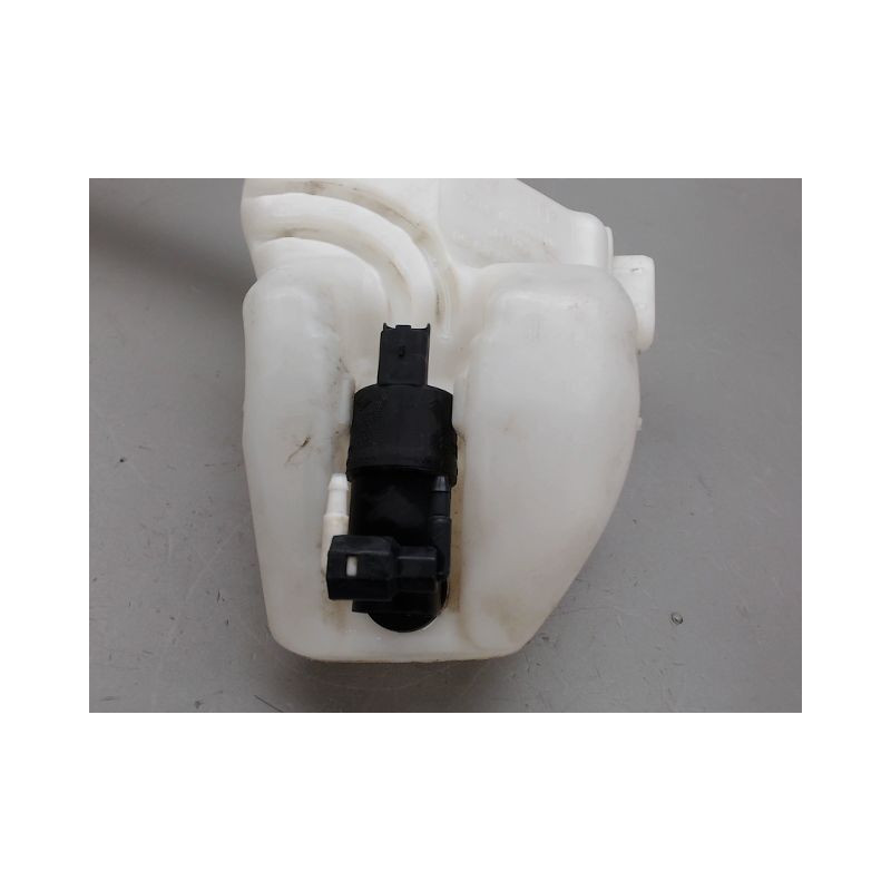 RESERVOIR LAVE-GLACE AVANT CITROEN C3