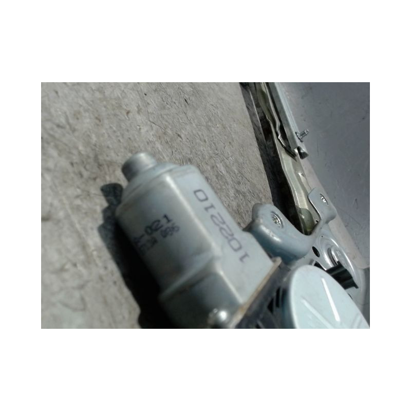MECANISME+MOTEUR LEVE-GLACE AVANT DROIT PEUGEOT 4007