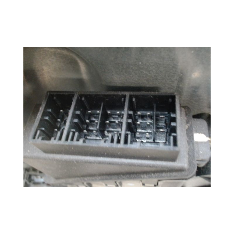 MECANISME+MOTEUR LEVE-GLACE AVANT DROIT VOLKSWAGEN POLO IV Phase 1 (9N) 2002-2005