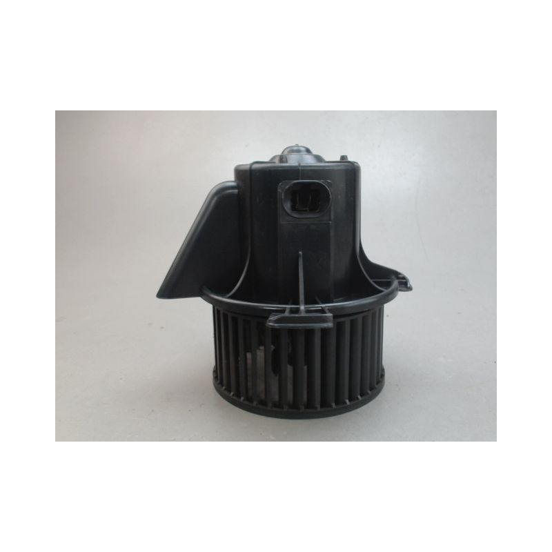 MOTEUR VENTILATEUR CHAUFFAGE PEUGEOT 307