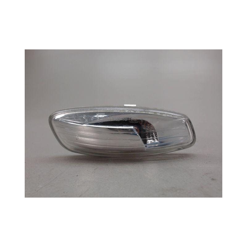 REPETITEUR RETROVISEUR DROIT PEUGEOT 308