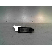 ECLAIREUR PLAQUE DE POLICE DROIT PEUGEOT 2008