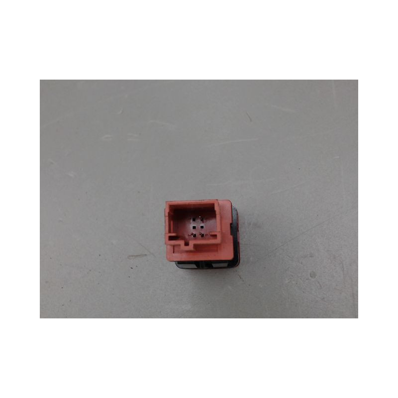 BOUTON DE WARNING CITROEN C3