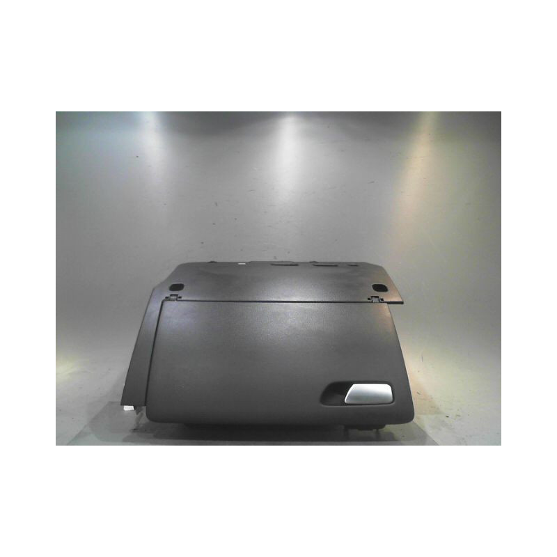 BOITE A GANTS AUDI A3