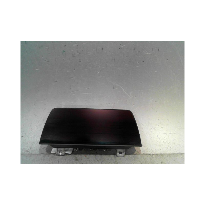 ECRAN GPS BMW M140L