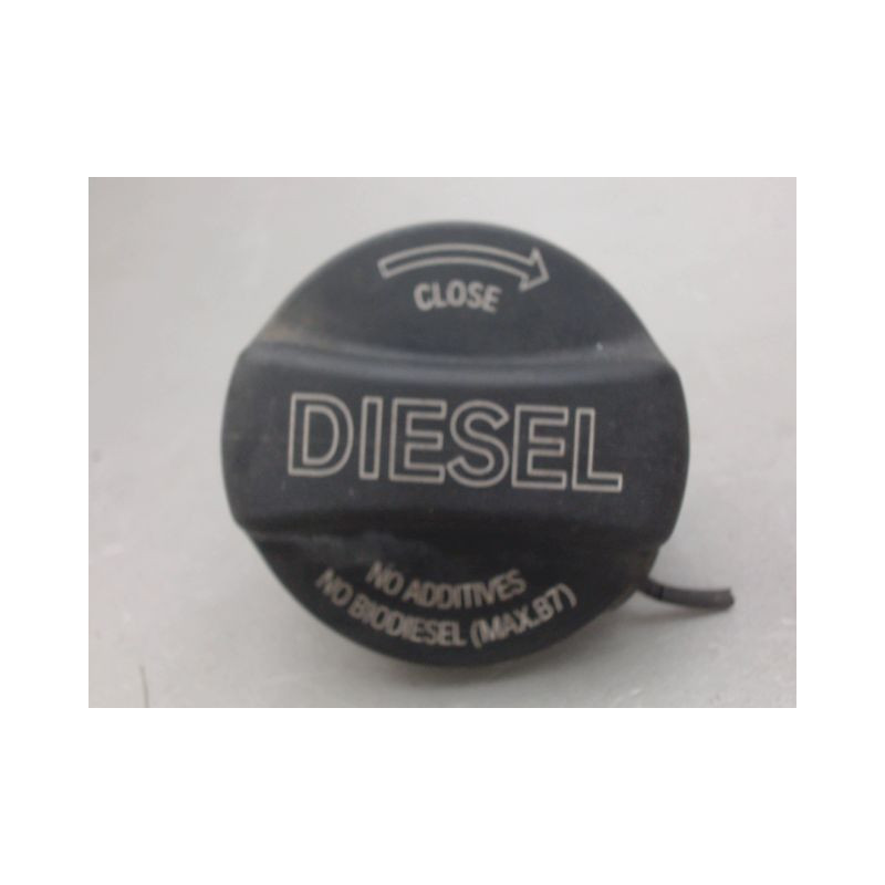 BOUCHON RESERVOIR A CARBURANT B.M.W. SERIE 1