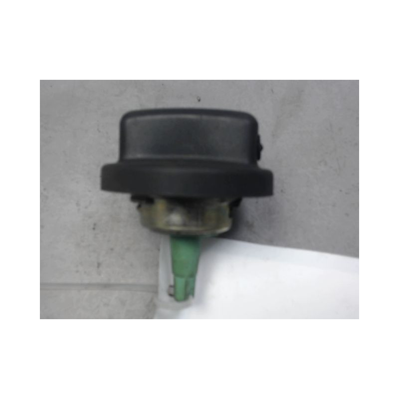 BOUCHON RESERVOIR A CARBURANT B.M.W. SERIE 5