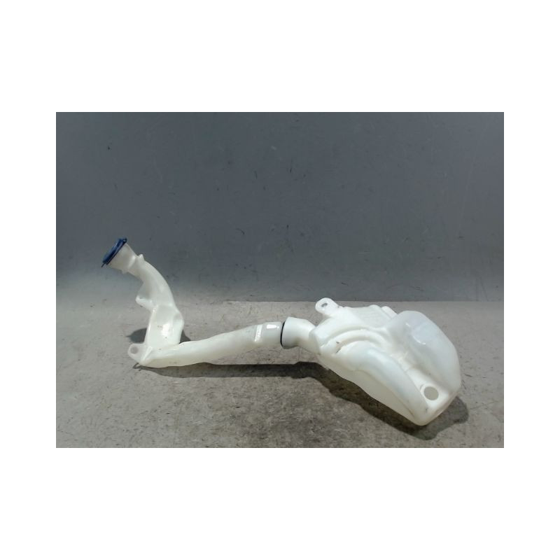 RESERVOIR LAVE-GLACE AVANT PEUGEOT 208