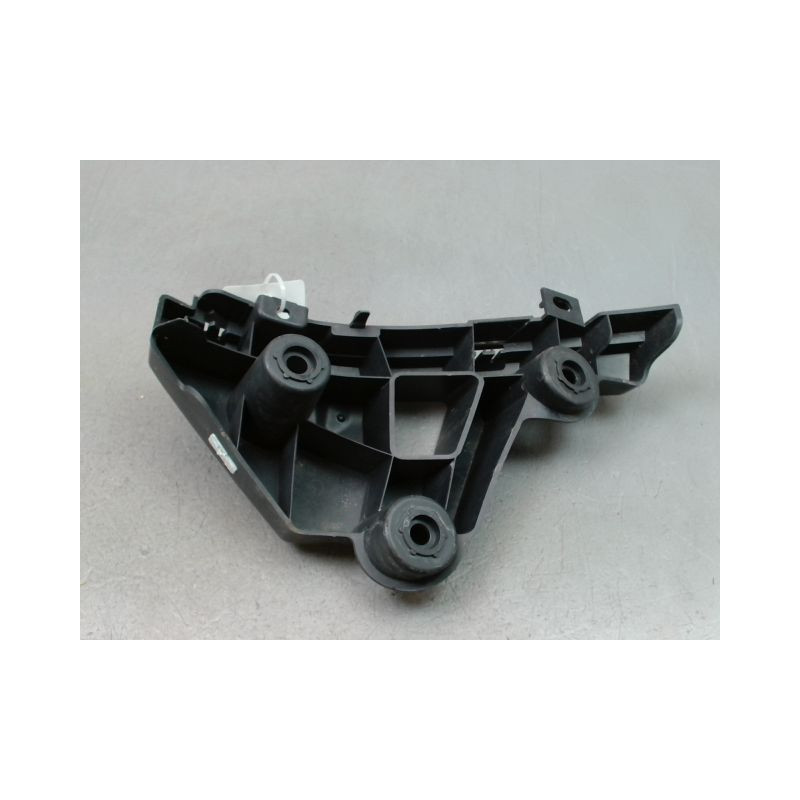 SUPPORT CENTRAL PARE-CHOC ARRIERE  PEUGEOT 308 SW 2008-
